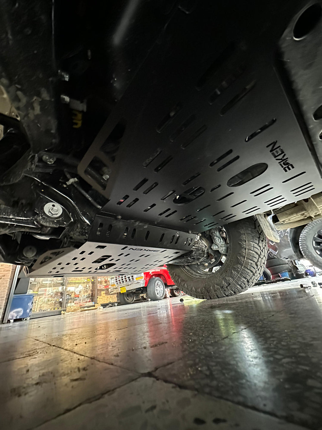 PROTECTOR TY Hilux Fortuner - Revo 16-ON P1 MOTOR BOKEN